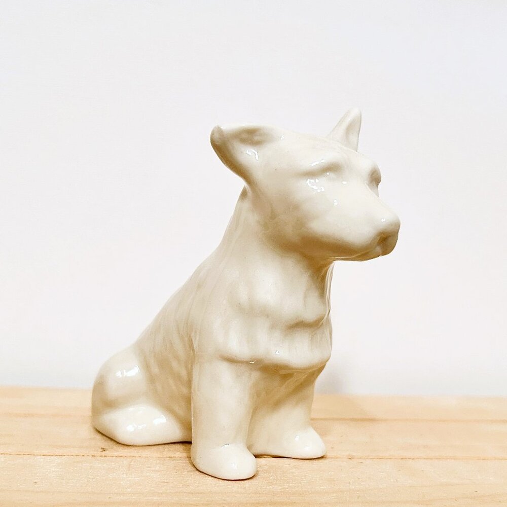 Belleek Welsh Corgi Dog Vintage Figurine, Made in Ireland